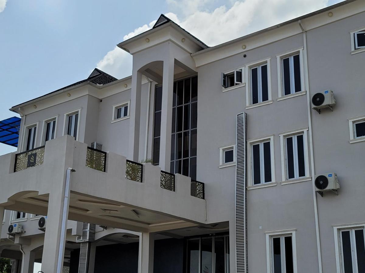 Camas Hotel & Suite Asero Abeokuta Exterior photo