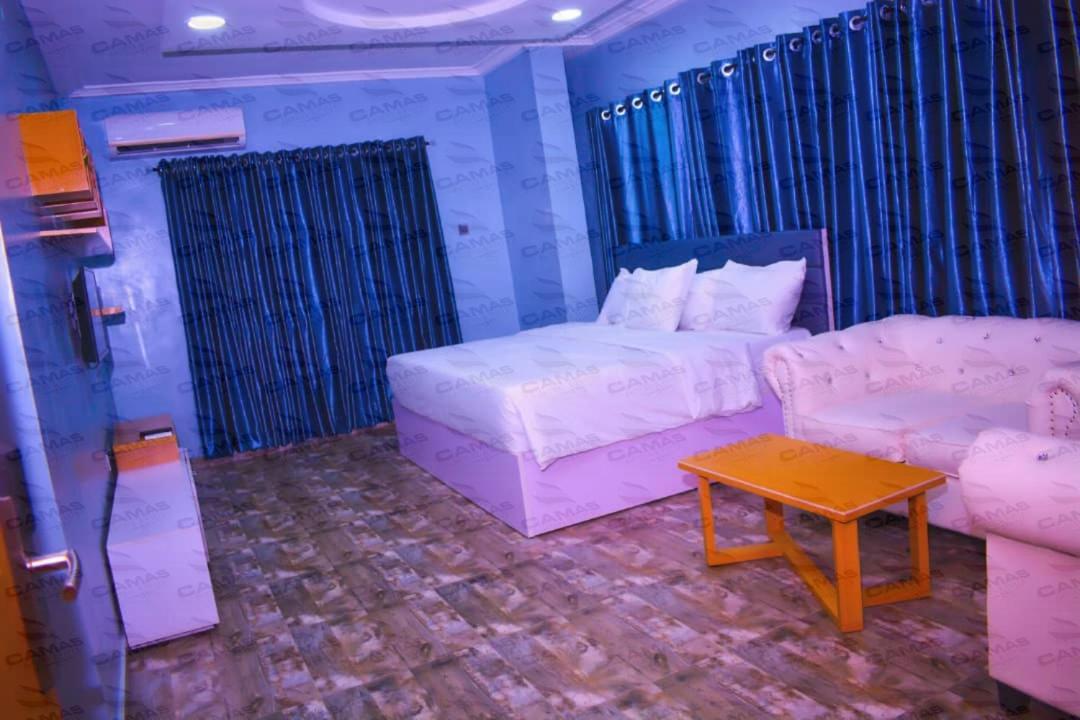 Camas Hotel & Suite Asero Abeokuta Exterior photo